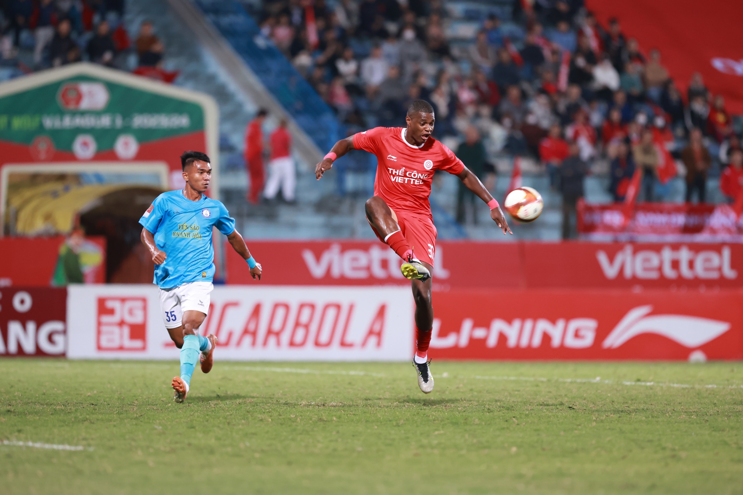 Hàng công Thể Công - Viettel tiếp tục gây thất vọng