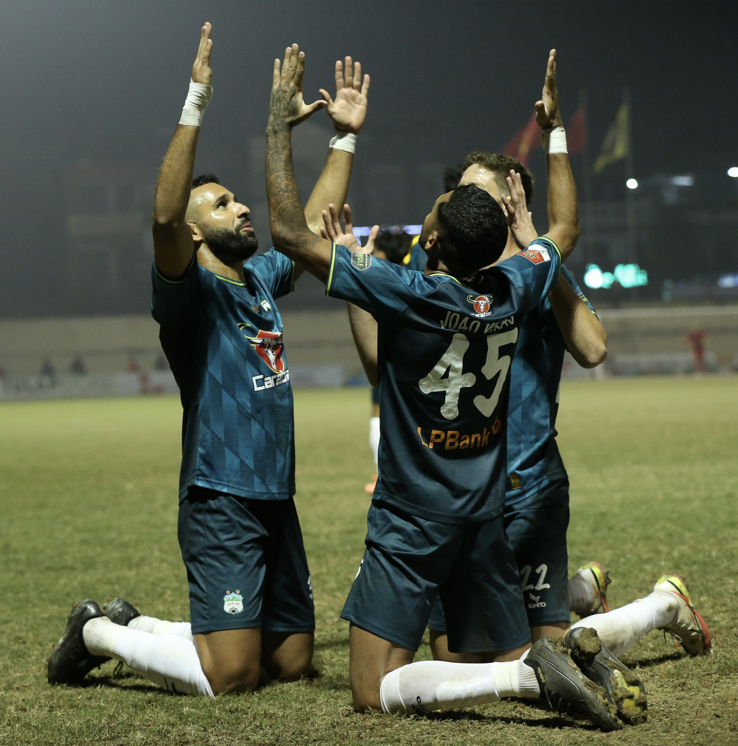 Thắng Thanh Hoá, HAGL giải cơn khát chiến thắng tại V.League 2023/24