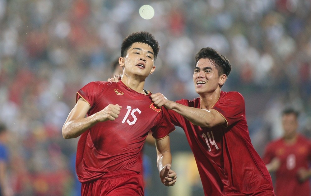 u23-viet-nam-vs-u23-singapore-164-1700734247.jpg