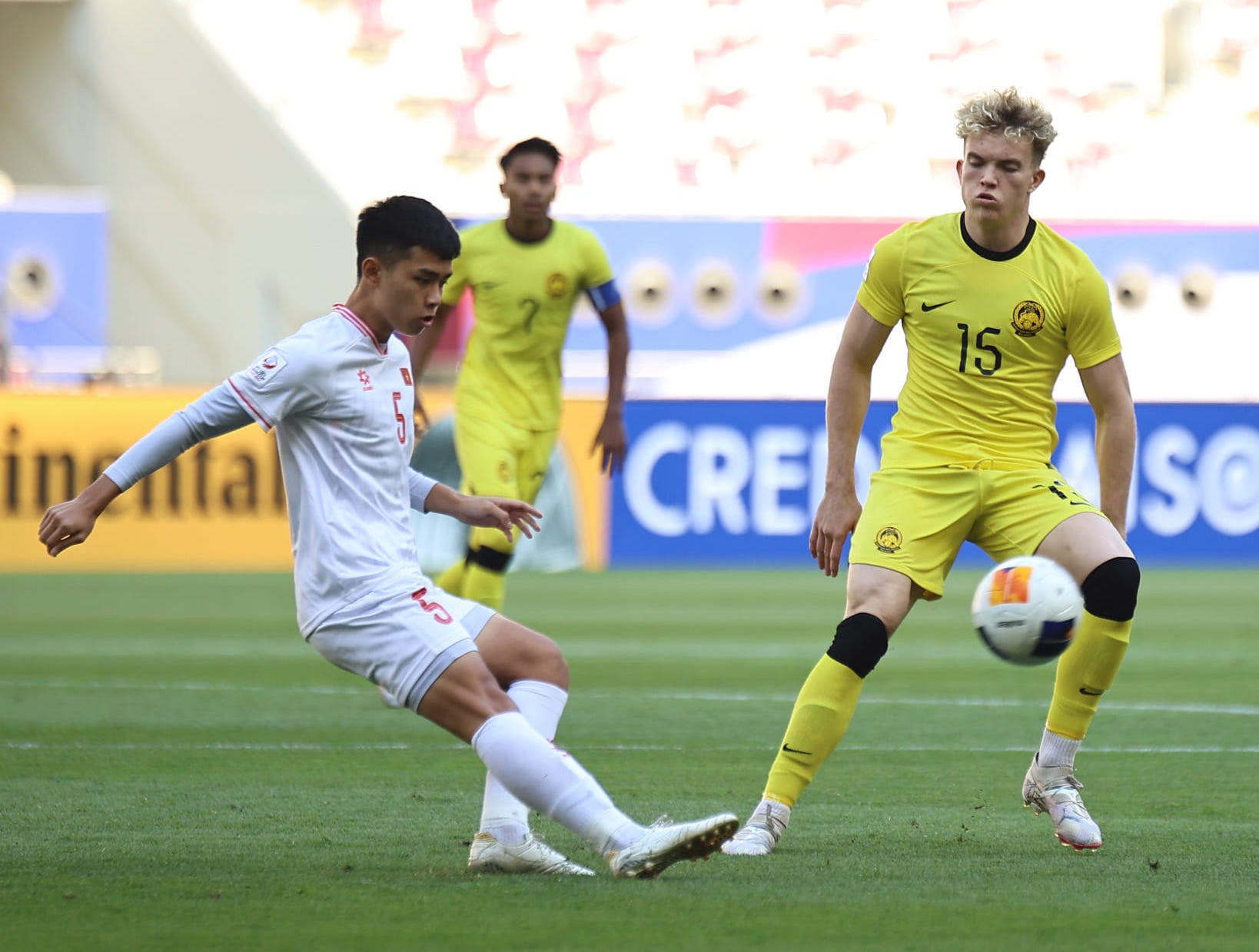 Lê Nguyên Hoàng được đánh giá hay nhất U23 Việt Nam