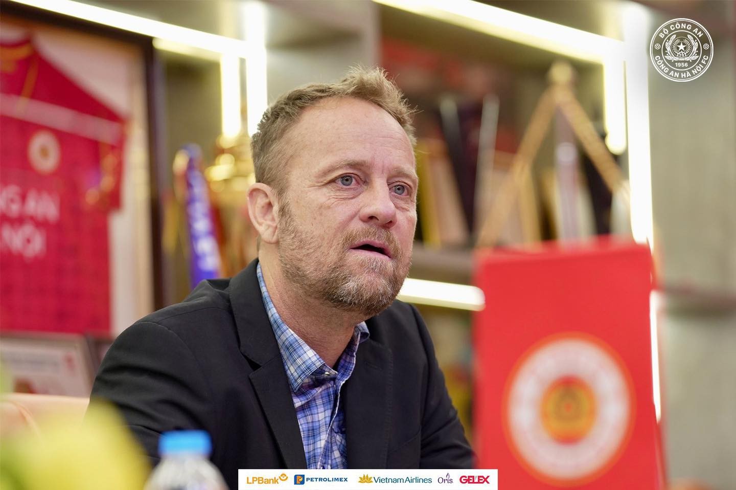 CLB Công An Hà Nội chính thức có huấn luyện viên mới