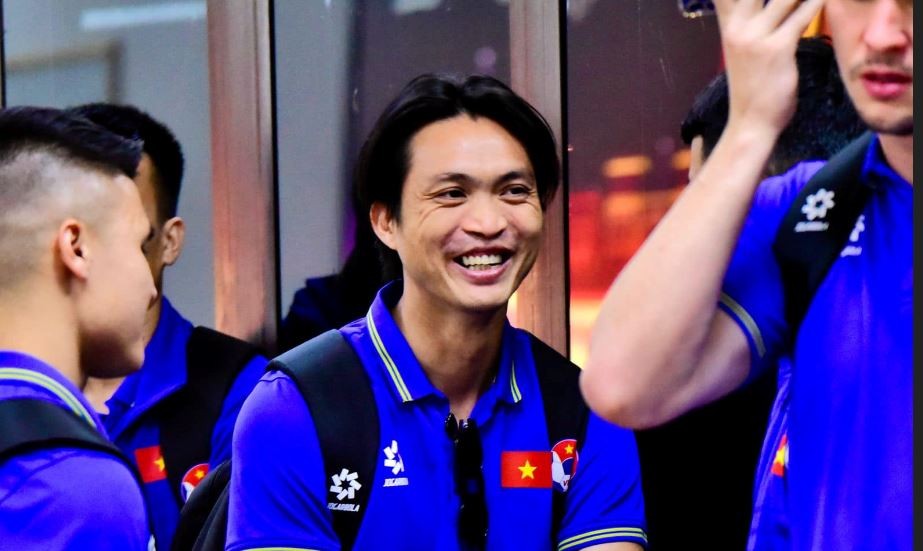 ĐT Việt Nam đặt chân đến Iraq sau hành trình đầy vất vả, được đón tiếp tận tình và chu đáo