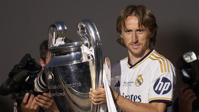 modric-real2-1721810544.jpg