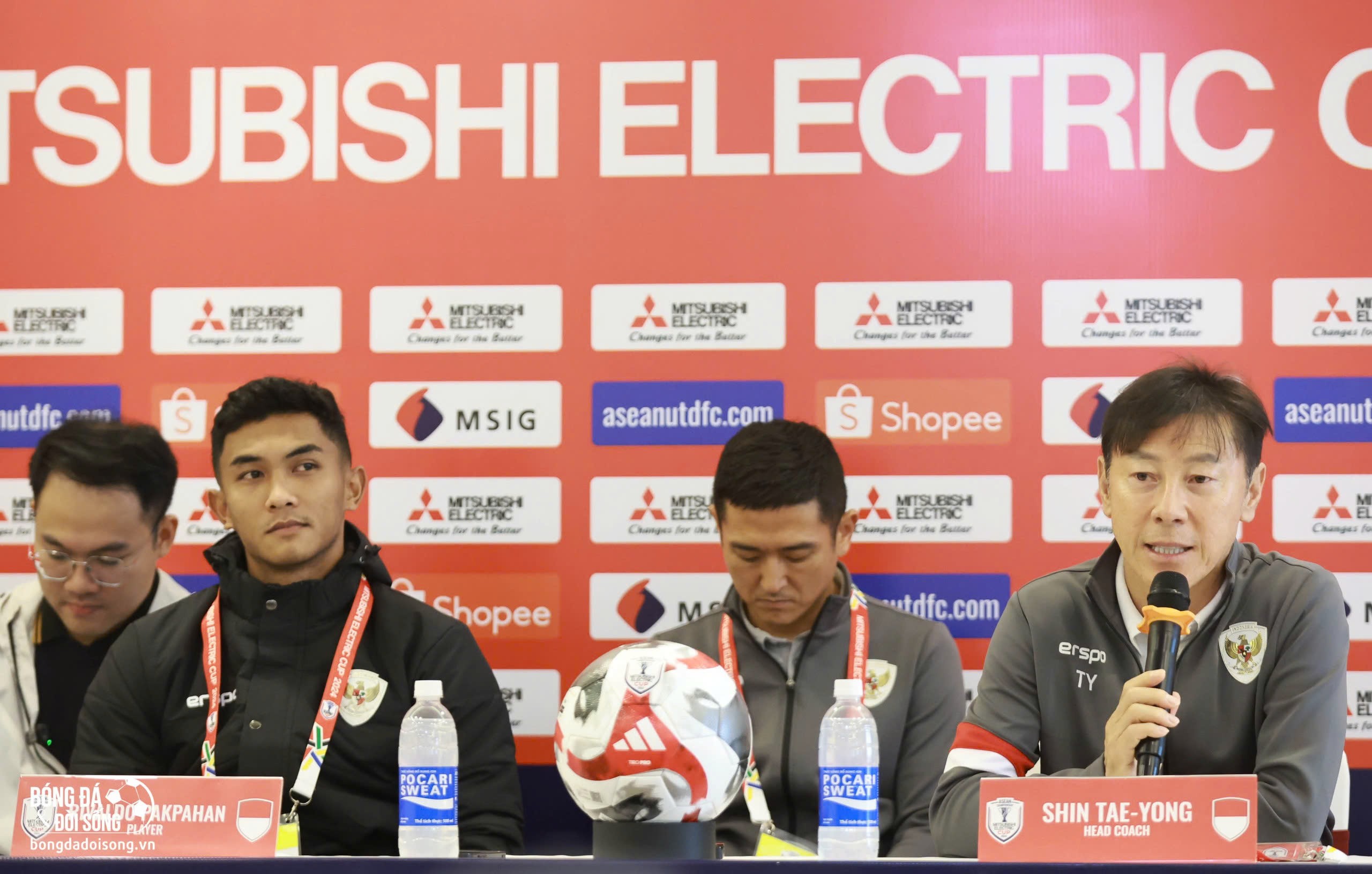 HLV Shin Tae Yong: "Việt Nam là đội mạnh nhất, Indonesia chỉ là đội trẻ"