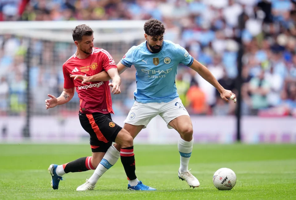 manchester-city-beat-manchester-united-to-win-community-shield-1734241743.webp