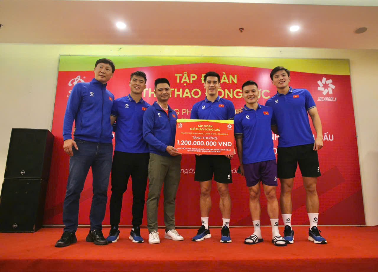 Thắng Thái Lan, đội tuyển Việt Nam nhận thưởng khủng