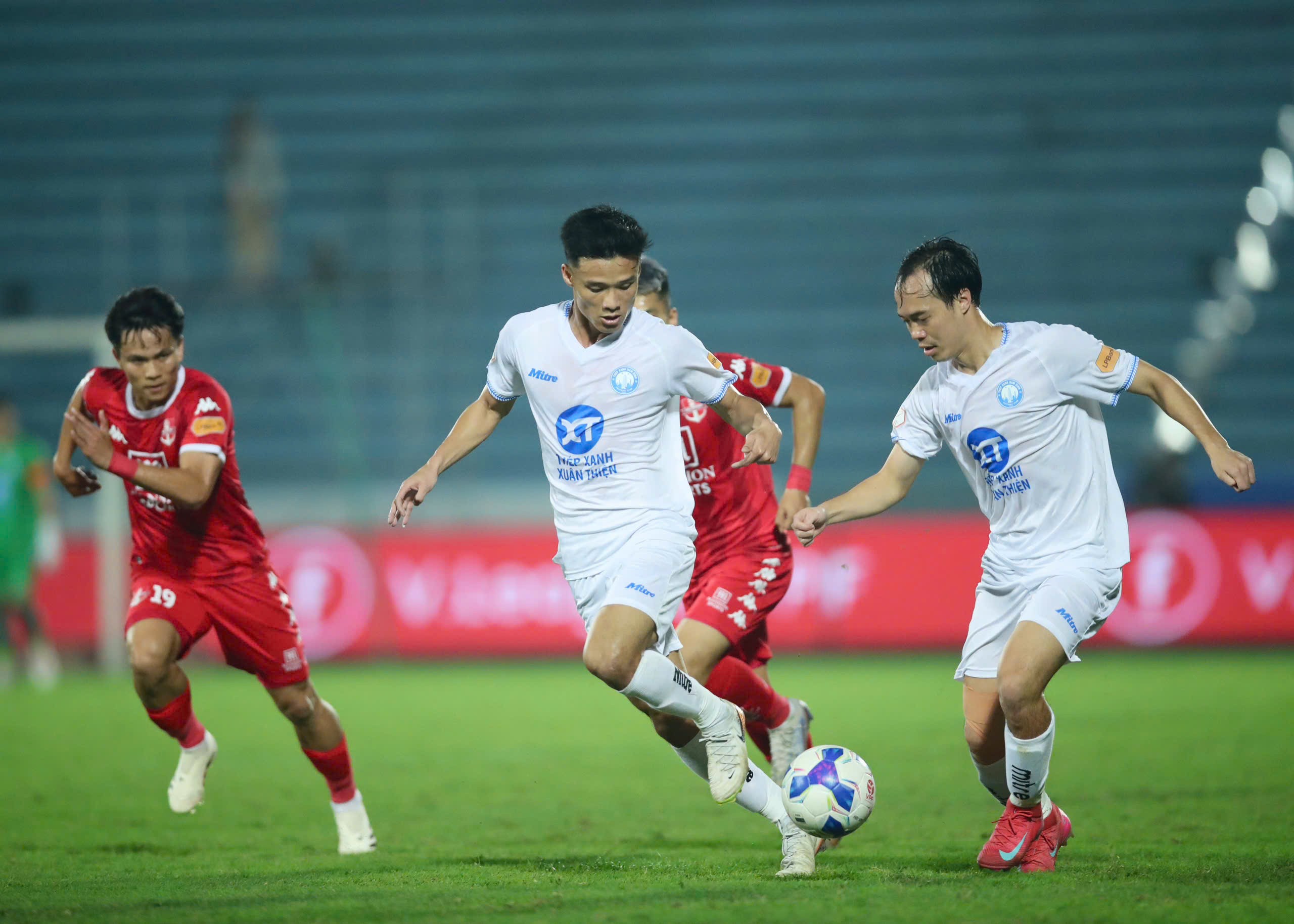 Nhận định Nam Định đấu với Hải Phòng, 18h ngày 16/8: ĐKVĐ khởi đầu suôn sẻ