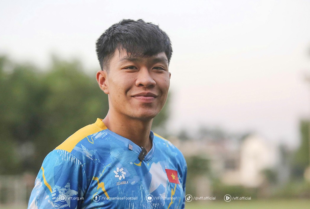 Hậu vệ Phạm Lý Đức thận trọng trước trận đối đầu U23 Singapore