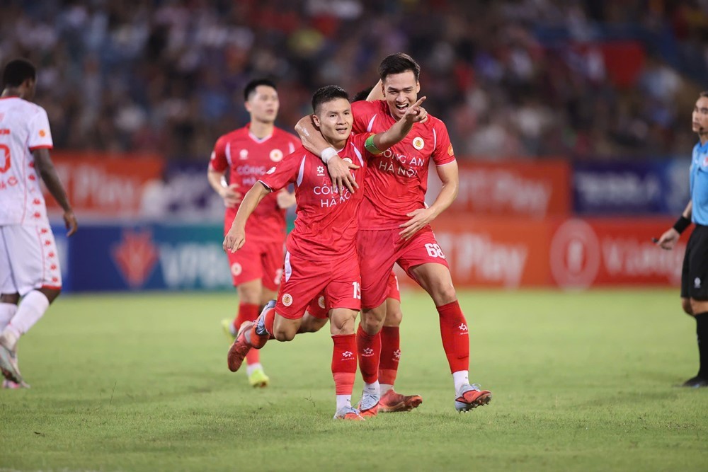 Quang Hải chấn thương, CAHN gặp khó trước trận mở màn giải châu lục