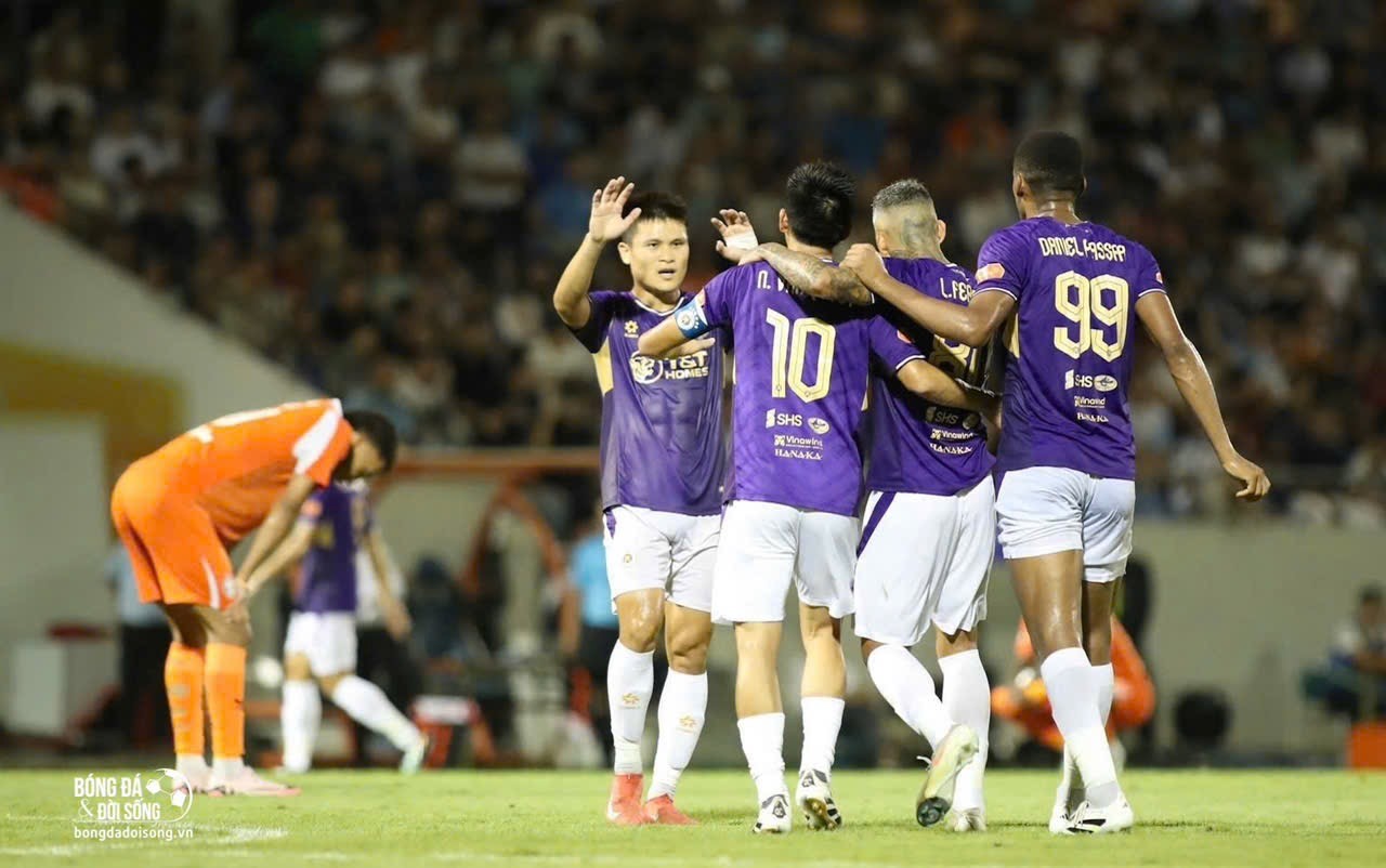 Kết quả V-League: Tuấn Hải toả sáng, Hà Nội FC thắng trận thứ hai liên tiếp
