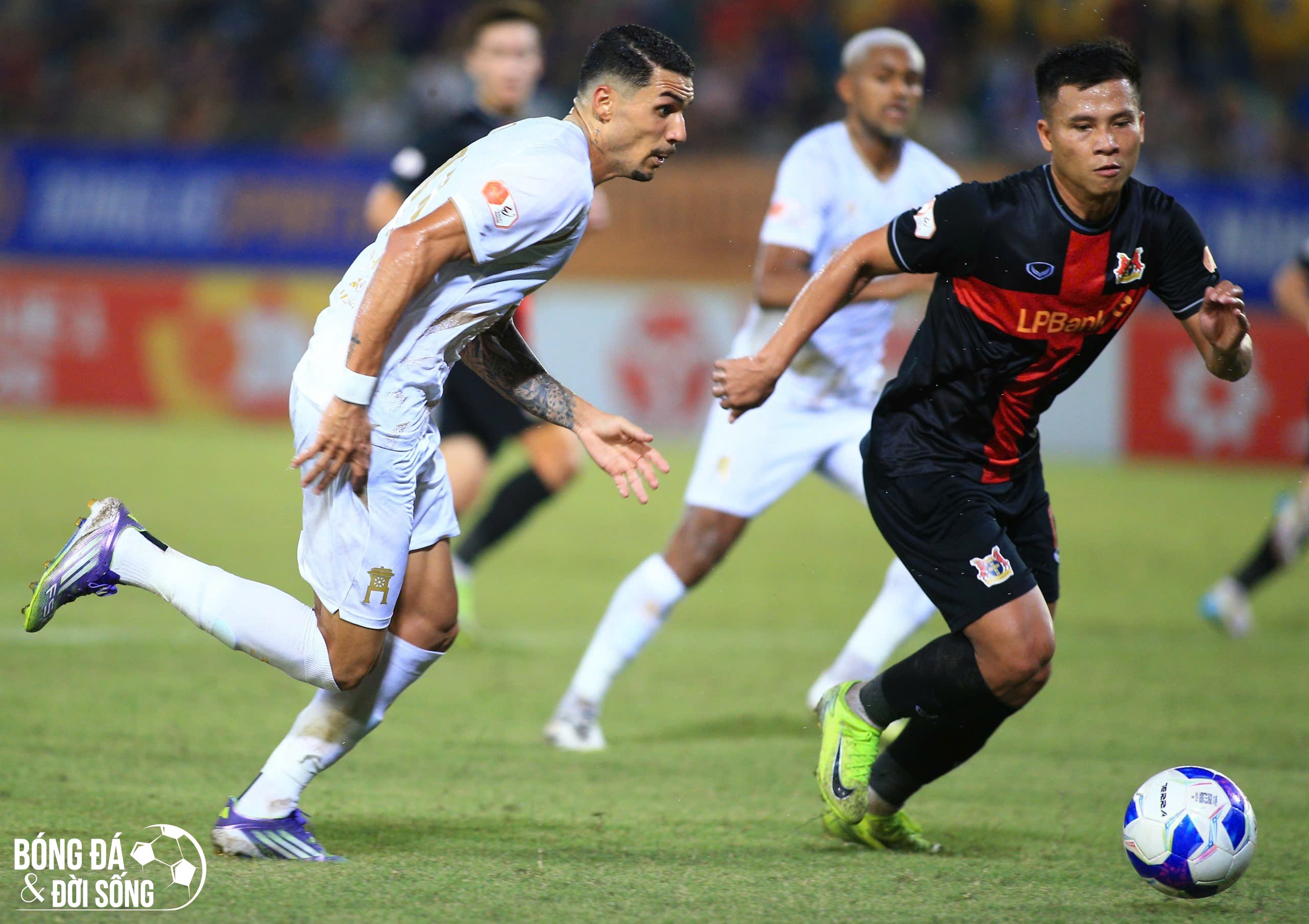 Highlights V-League: Hà Nội FC gục ngã trước Ninh Bình trong ngày ra mắt HLV Harry Kewell