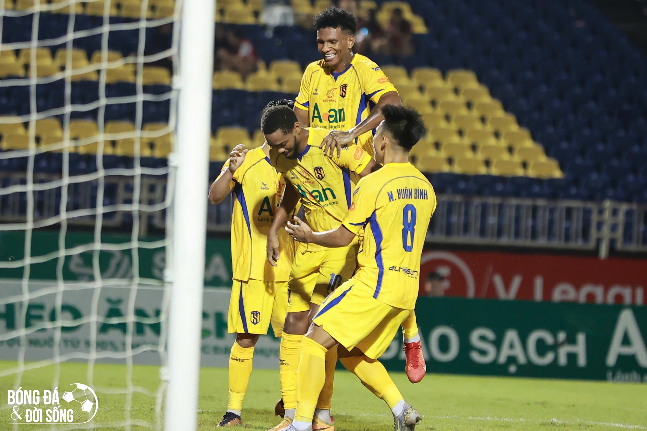 Kết quả V-League: Ngoại binh thăng hoa, Sông Lam Nghệ An chấm dứt chuỗi 8 trận không thắng