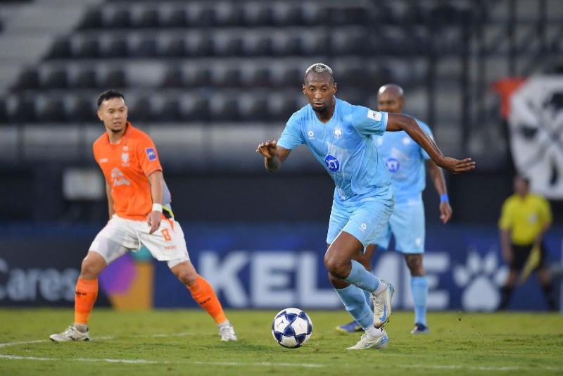 Sai lầm phút bù giờ, Nam Định ôm hận trước đội bóng Thái Lan tại giải châu Á