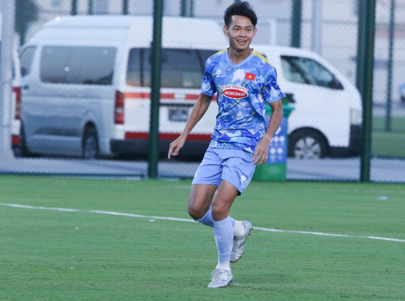 Tiền đạo Bùi Vĩ Hào quyết tâm cạnh tranh suất dự VCK U23 châu Á 2026