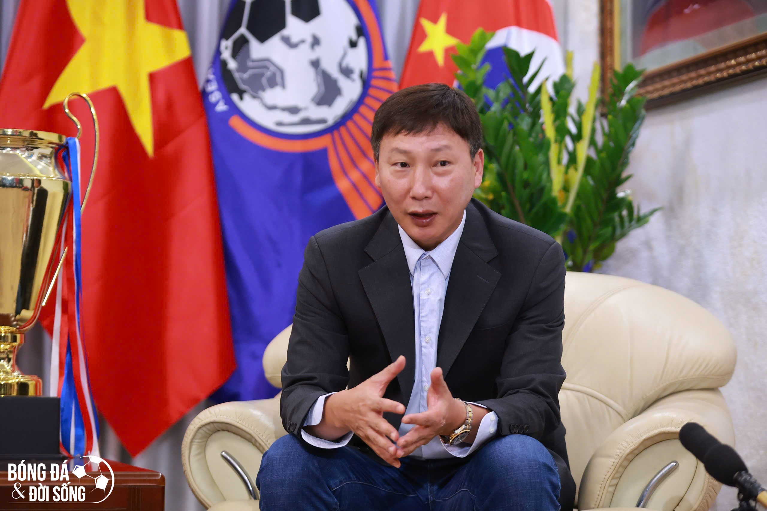 HLV Kim Sang-sik: “Mục tiêu của bóng đá Việt Nam là tham dự World Cup”