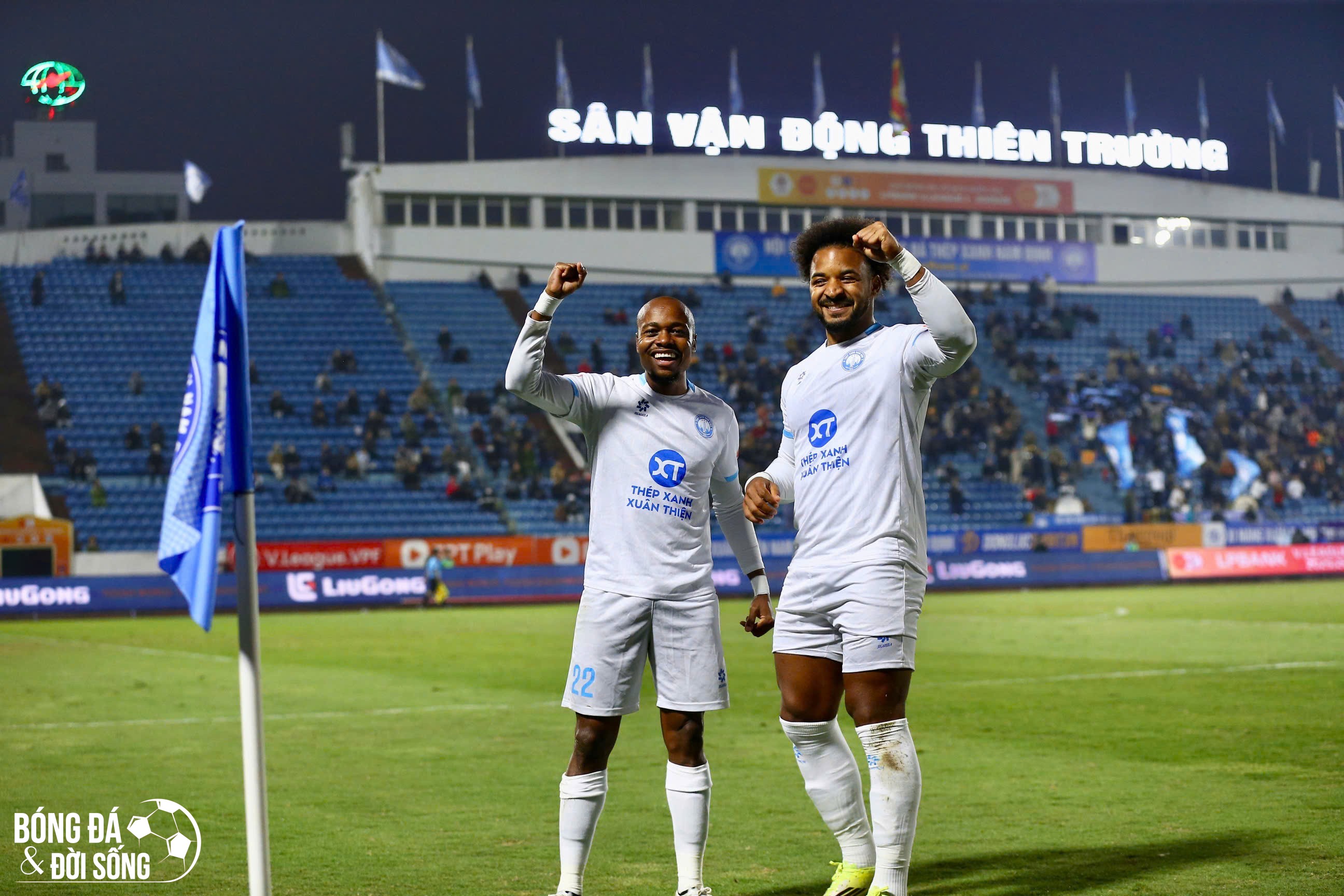 HLV Nam Định lý giải về việc Xuân Son chưa “nổ súng” tại V-League