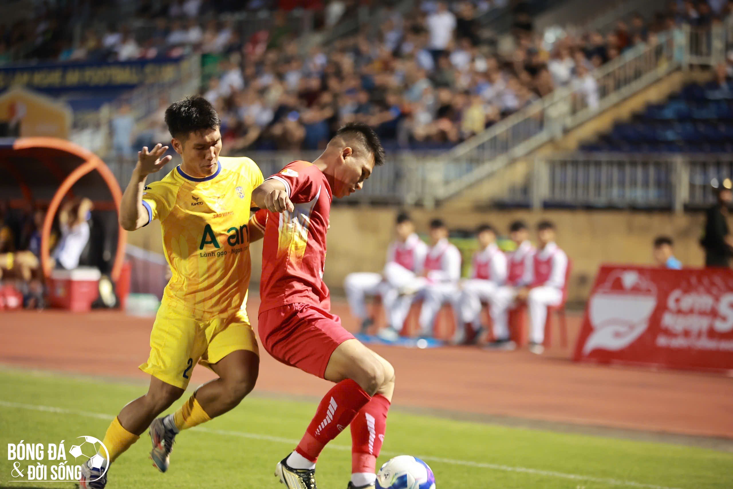 Nhận định Hà Tĩnh vs Sông Lam Nghệ An, 18h ngày 28/2: Derby xứ Nghệ "rực lửa"