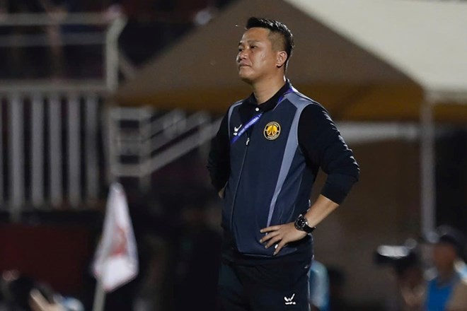 HLV CLB Thanh Hóa không hài lòng với trọng tài sau trận thua Hà Tĩnh