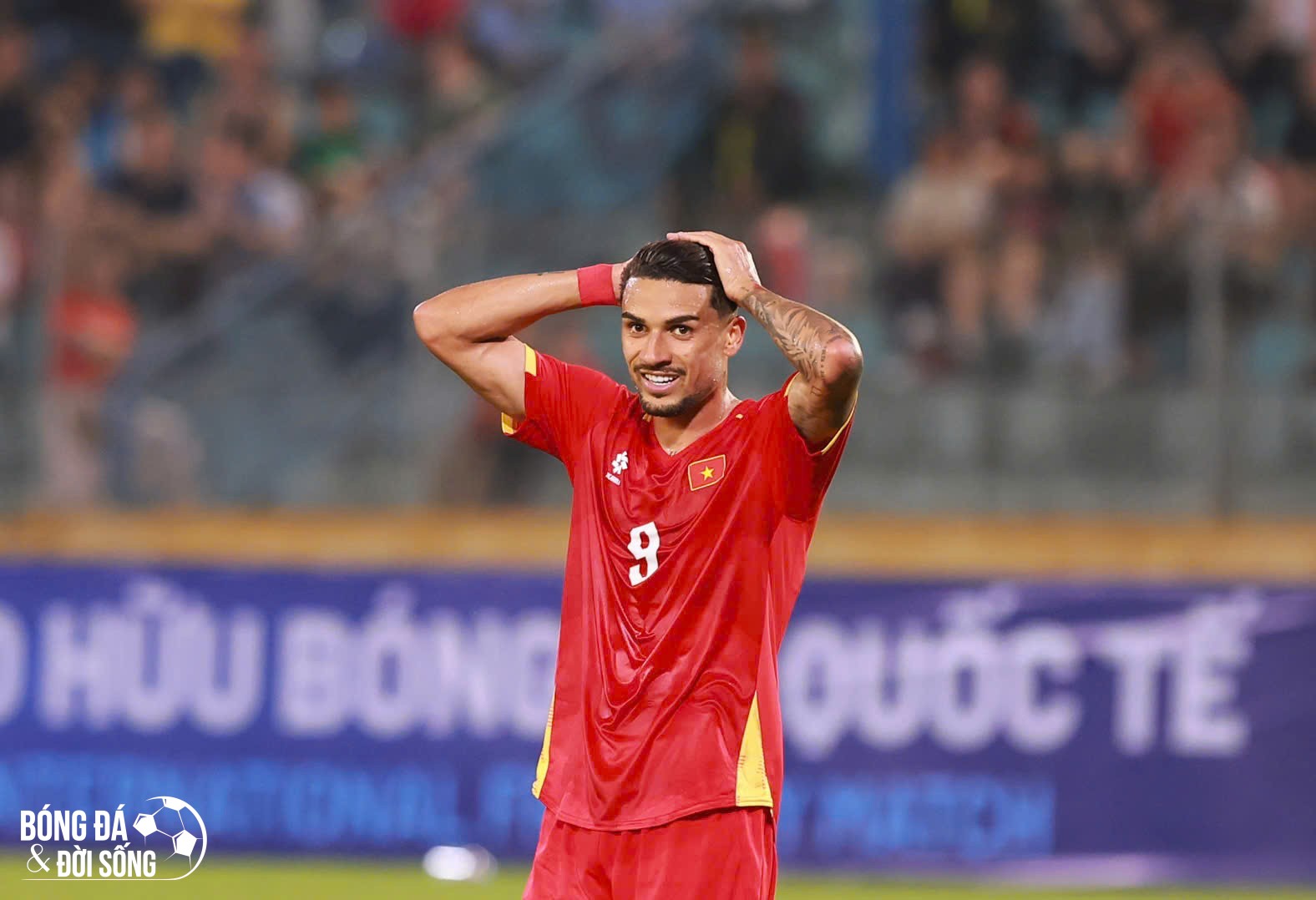 Tiền vệ Hoàng Hên nói thẳng về phong độ của bản thân sau trận ra mắt ĐT Việt Nam