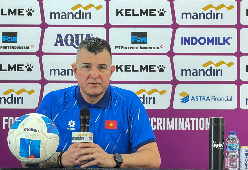 HLV Roland chỉ ra chìa khoá giúp U17 Việt Nam ngược dòng hạ Australia