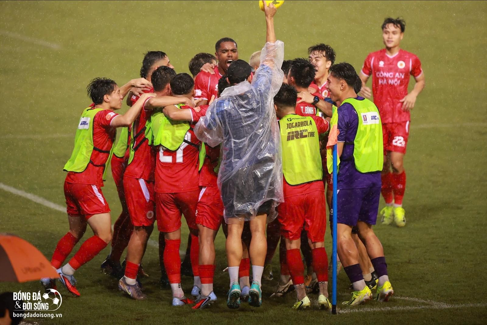 CLB Công an Hà Nội chính thức vô địch V-League 2025/26