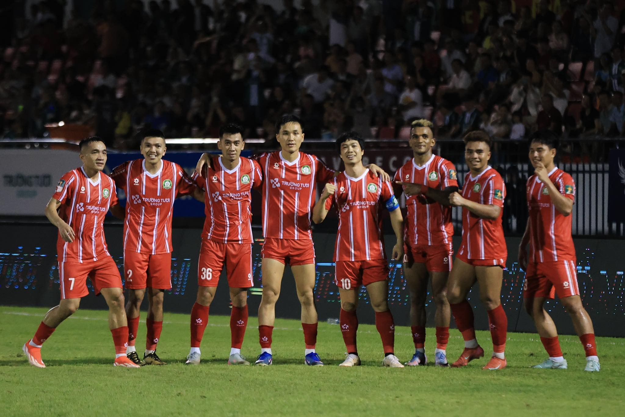 Công Phượng, Xuân Trường và các đồng đội rộng cửa lên V-League mùa tới