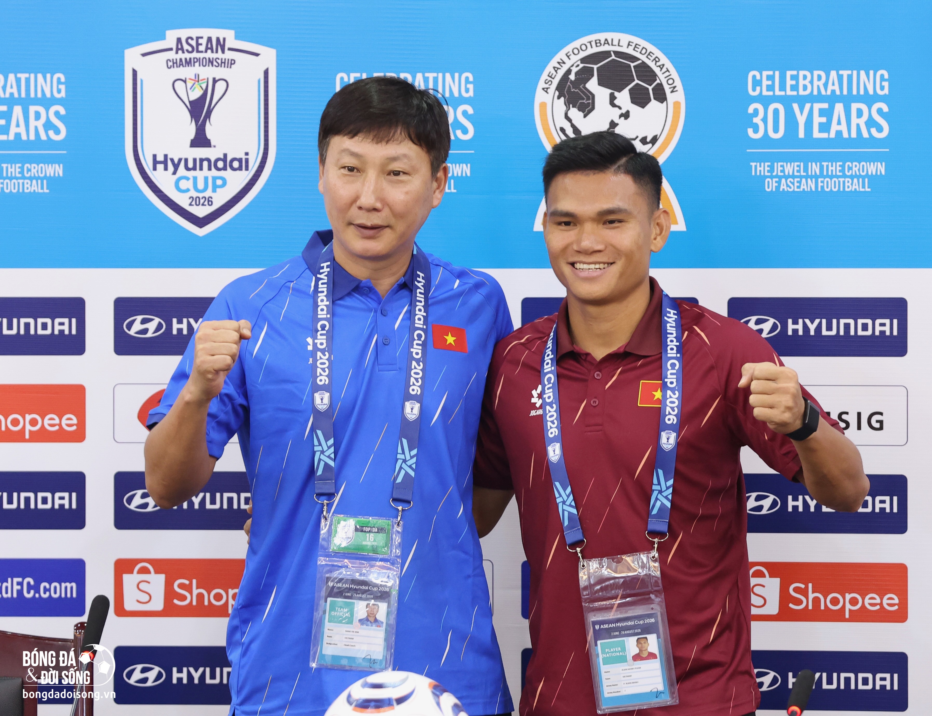 HLV Kim Sang Sik lên dây cót cho ĐT Việt Nam: Không chủ quan, quyết thắng tại Mỹ Đình