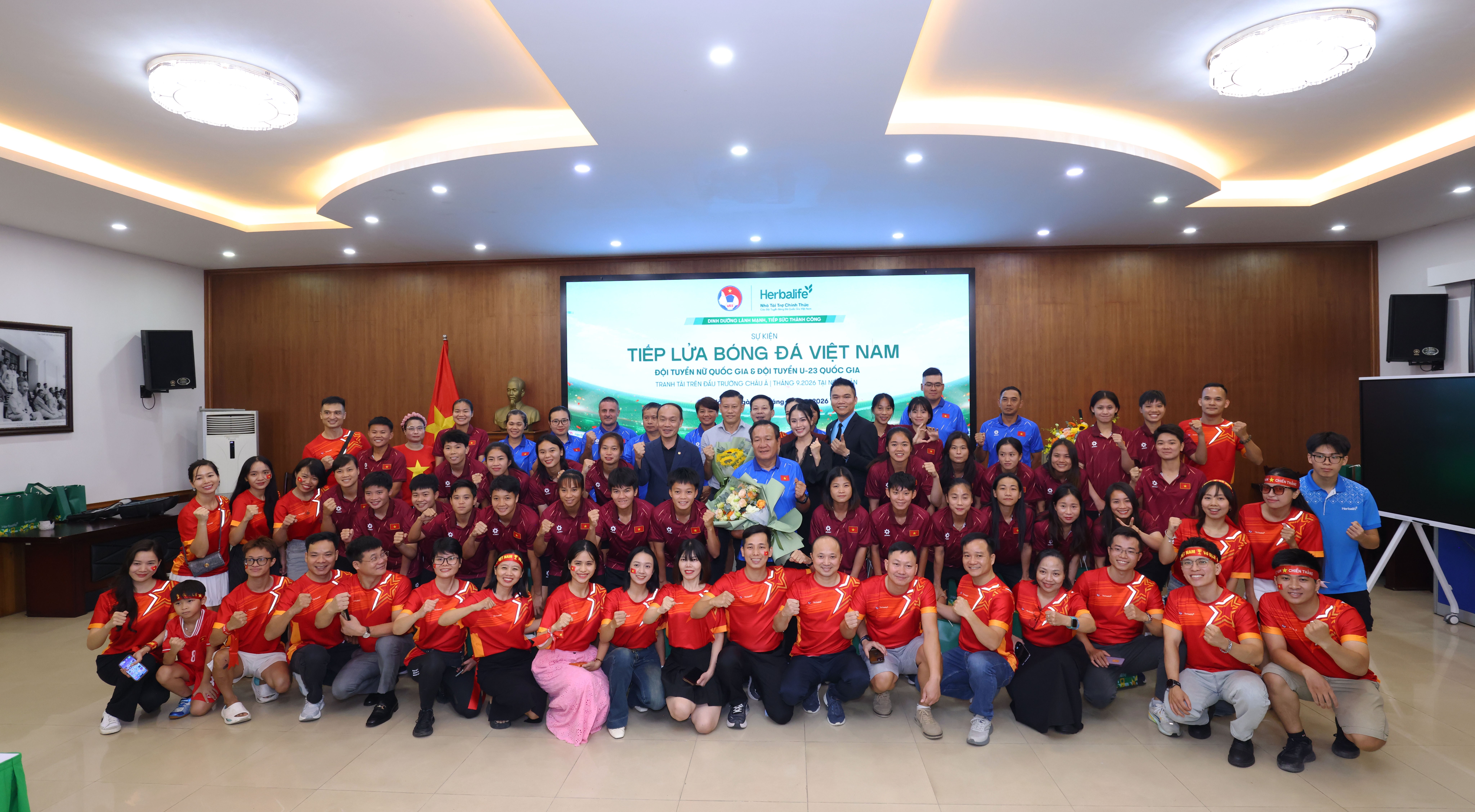 Hai đội tuyển Việt Nam được ''tiếp lửa'' trước thềm ASIAD 2026