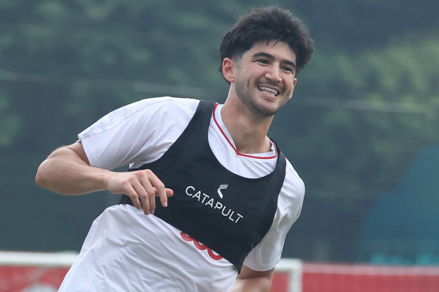 Hậu vệ Việt kiều Mỹ khát khao khoác áo tuyển Việt Nam