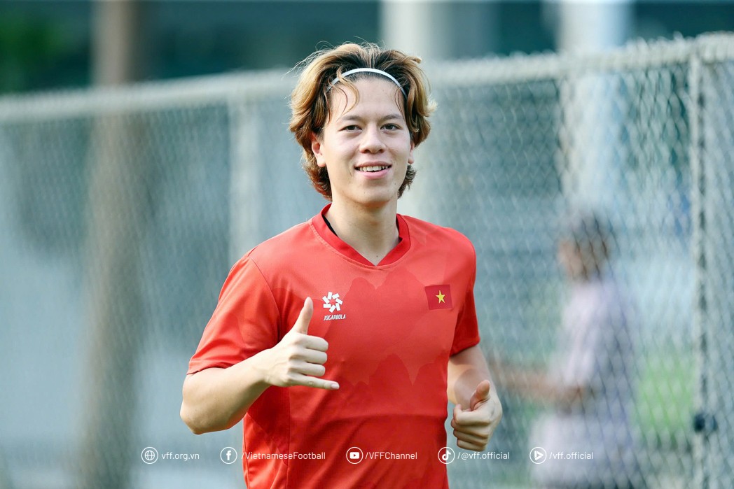 Sao Việt kiều Nga Viktor Lê bất ngờ vắng mặt trong ngày hội quân của U23 Việt Nam