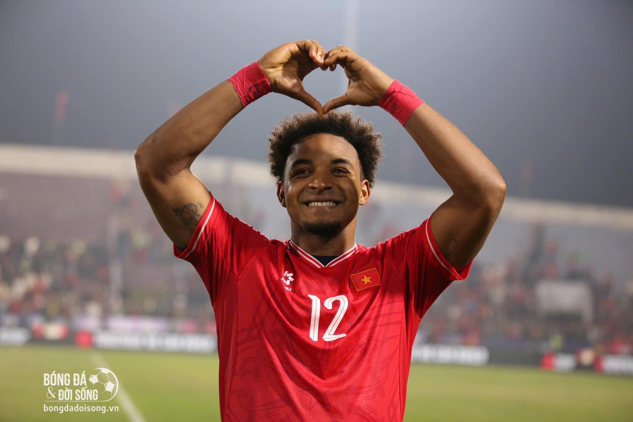 Tiền đạo Nguyễn Xuân Son báo tin vui cho HLV Kim Sang Sik