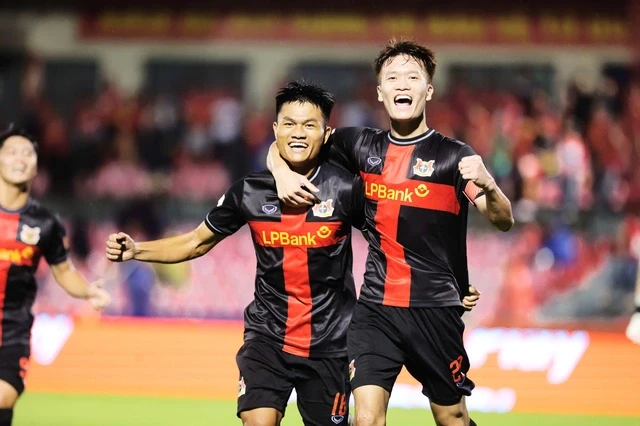 Nhận định Ninh Bình đấu với SLNA, 18h00 ngày 5/11: Thử thách cho ngôi đầu bảng