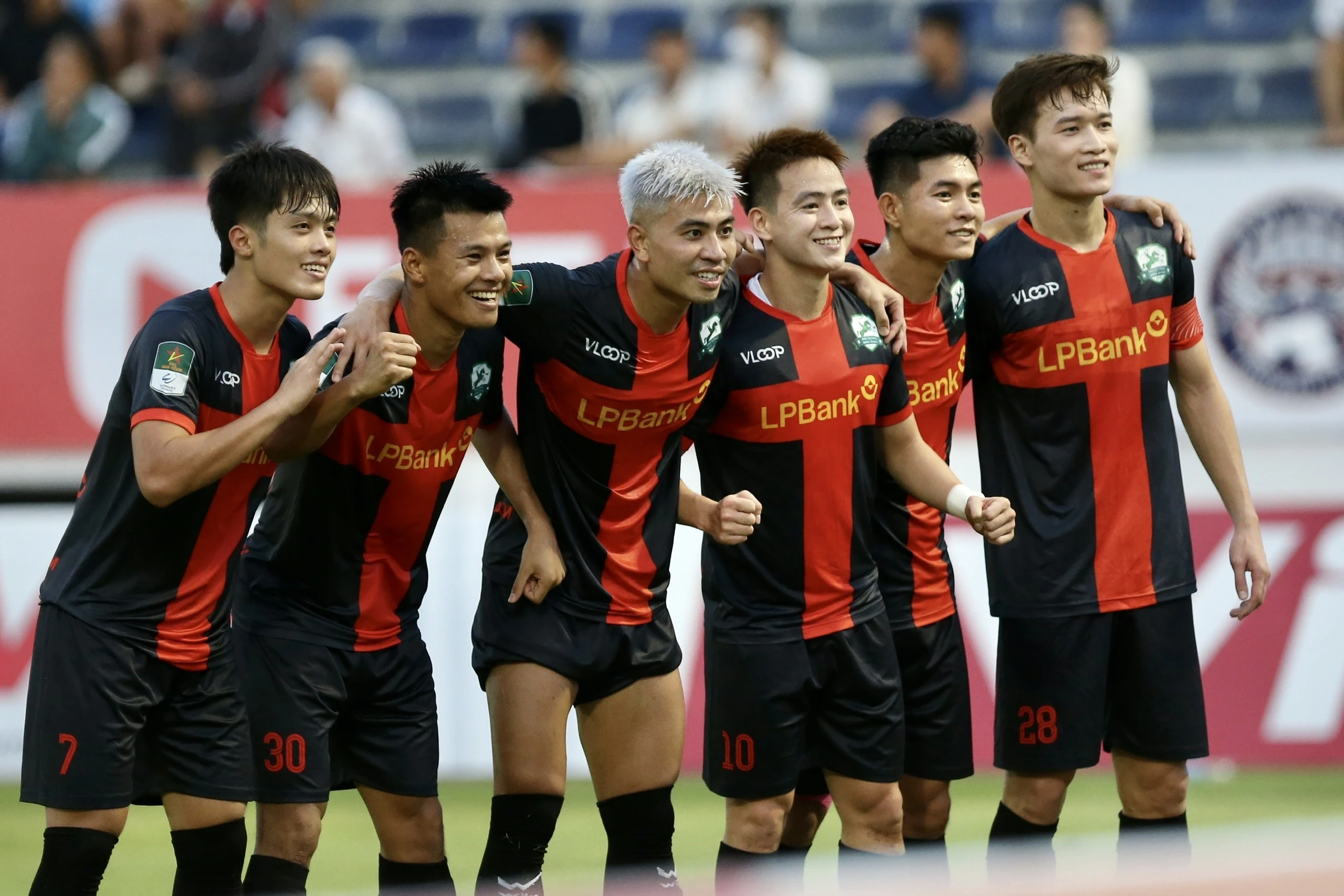 Nhận định Công an TPHCM đấu Ninh Bình, 19h15 ngày 9/11: "Ngựa ô" V-League nối dài chuỗi trận thăng hoa