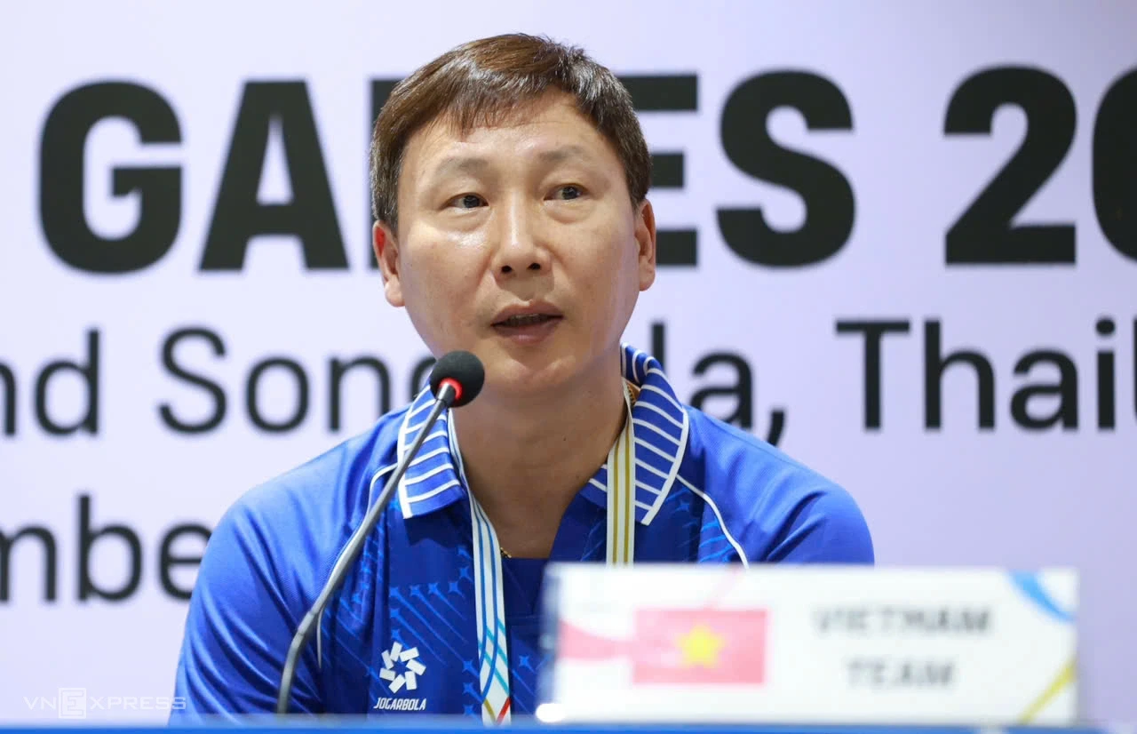 HLV Kim Sang Sik: "U22 Việt Nam buộc phải thắng Lào ở trận mở màn SEA Games 33"