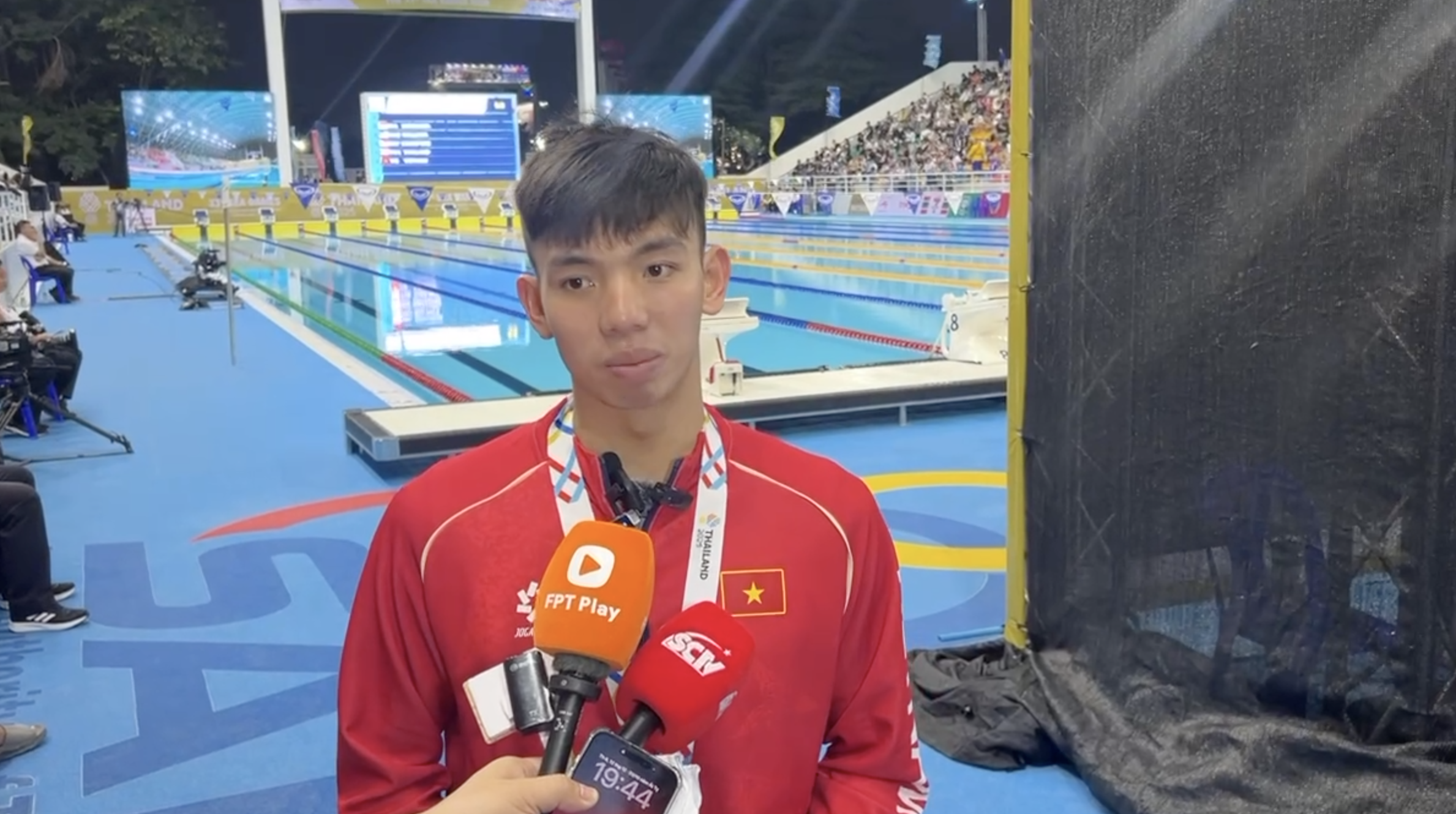 Kình ngư Huy Hoàng nói lời đặc biệt sau lần thứ 5 thống trị cự ly 1500m