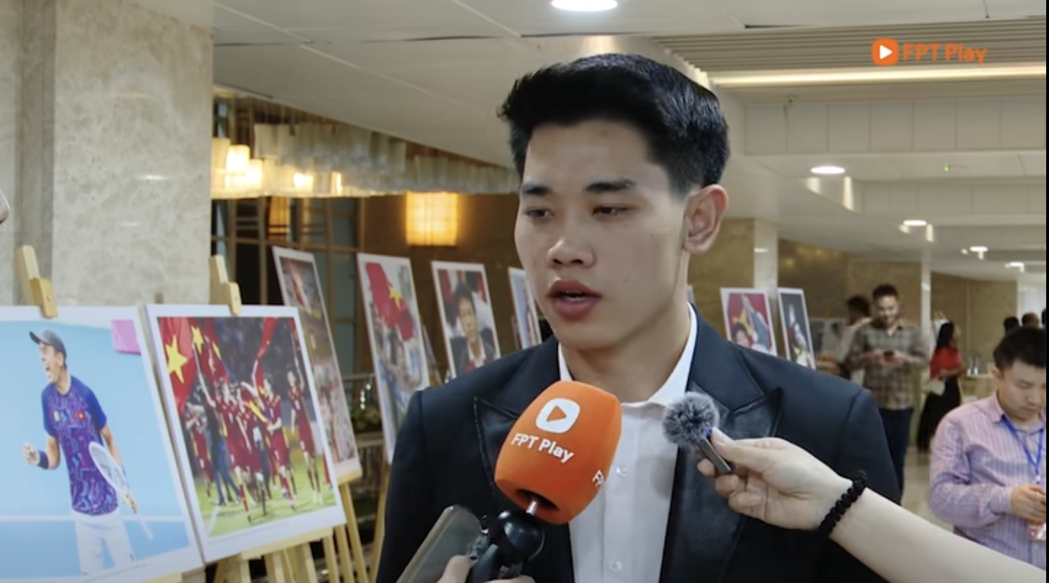 Tiền đạo Đình Bắc bày tỏ ước mơ được ra nước ngoài thi đấu