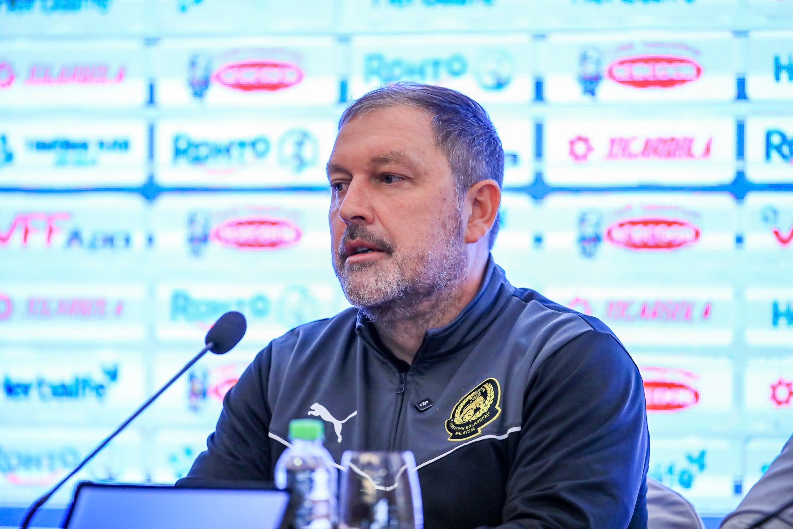 HLV ĐT Malaysia: "Chúng tôi quyết thắng ĐT Việt Nam vì danh dự"