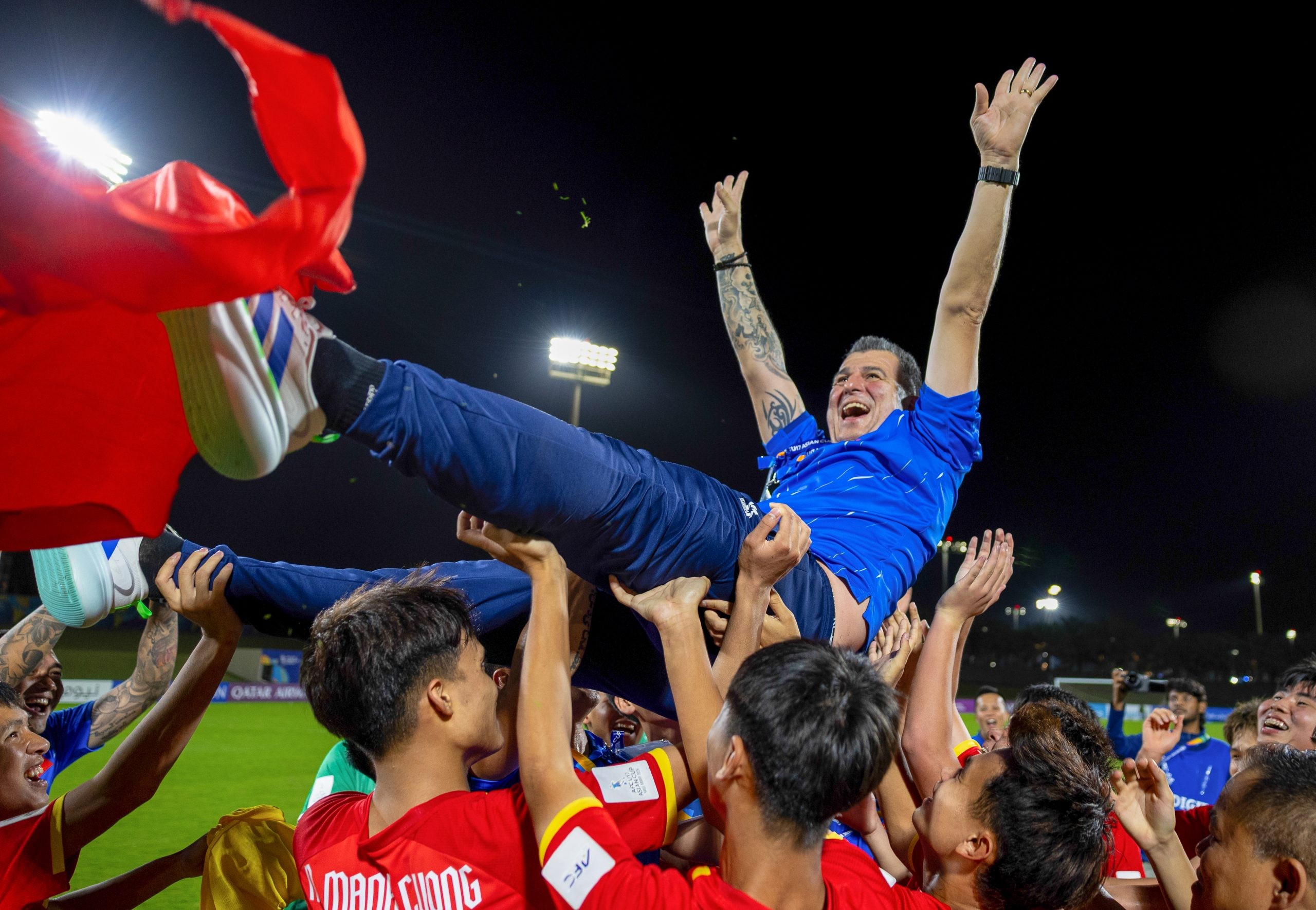 HLV Cristiano Roland: “Chúng ta xứng đáng giành chiến thắng”