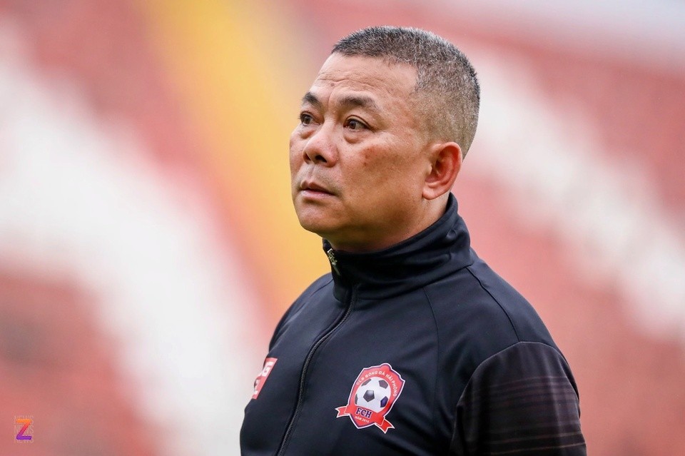 SLNA thay HLV để đua trụ hạng