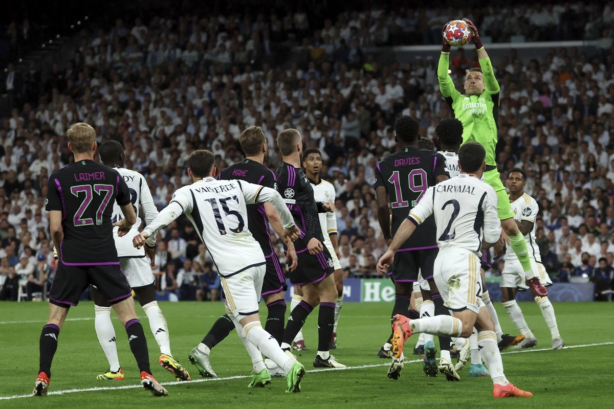 HLV Ancelotti đưa ra quyết định táo bạo về trận chung kết Cúp C1