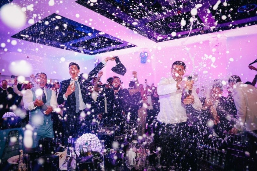 Sau 42 năm chờ đợi, Aston Villa cuối cùng đã chính thức giành vé tham dự Champions League!