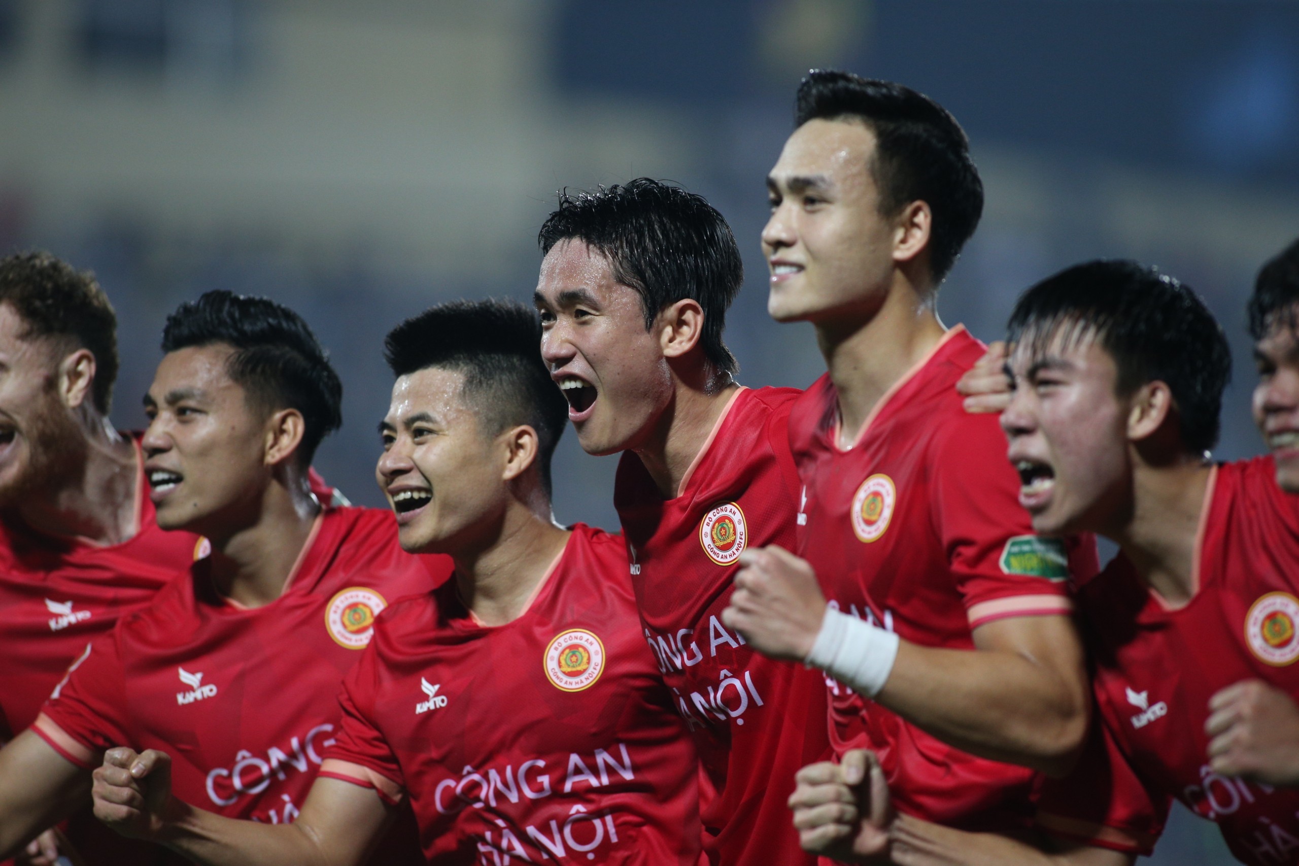 CAHN đấu Quảng Nam: Lợi thế cho chủ nhà