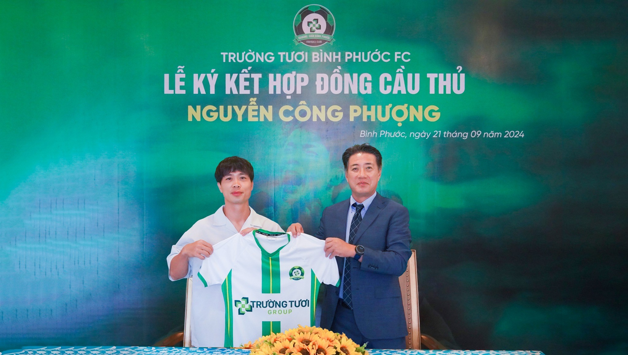 Công Phượng tiết lộ lý do chọn số áo "lạ" tại Bình Phước FC