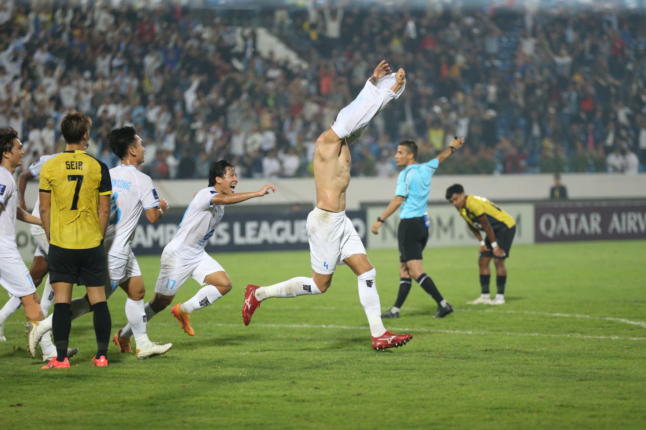 Kết quả Nam Định vs Tampines Rovers: Ngược dòng khó tin