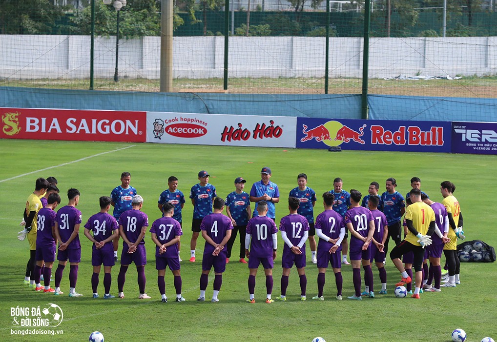 Giá vé xem đội tuyển Việt Nam thi đấu ASEAN Cup 2024: Chỉ từ 100.000 đồng