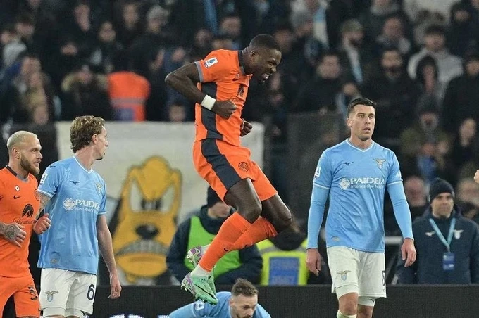 Inter Milan nới rộng cách biệt ở ngôi đầu lên 4 điểm