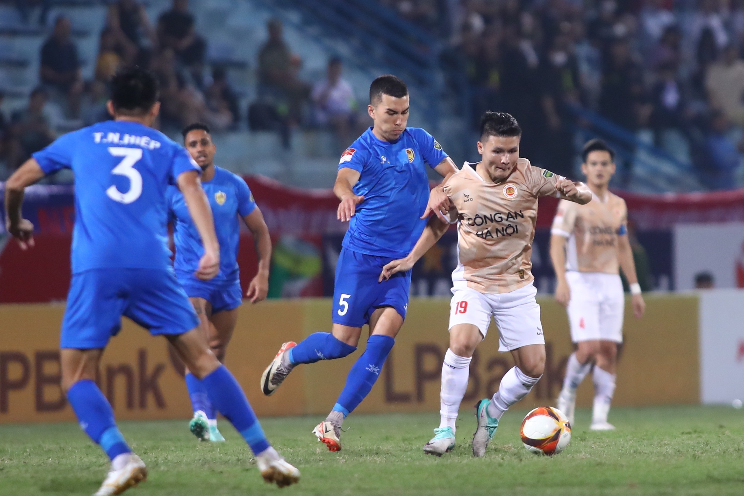 Khánh Hoà vs CAHN: 3 điểm dễ dàng tại phố Biển?