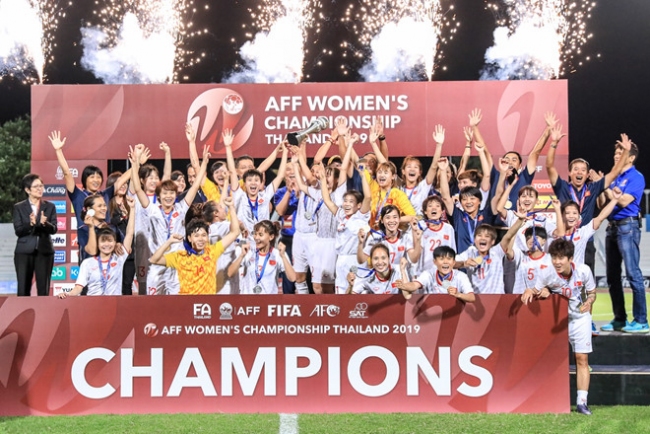 ĐT nữ Việt Nam giành chức vô địch Đông Nam Á năm 2019 (Ảnh: VFF)