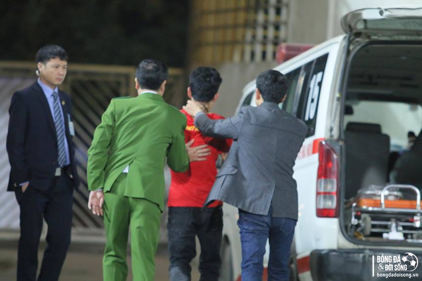 Cổ động viên phấn khích trước U23 Việt Nam