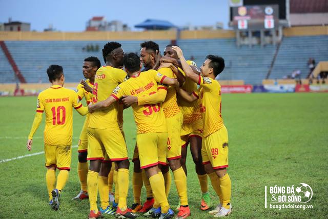 Pereira Diogo mở tỷ số cho Nam Định